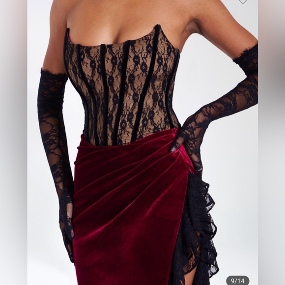 Miss Circle Lace Corset & Velvet maxi dress NWT S-XL - Picture 7 of 11